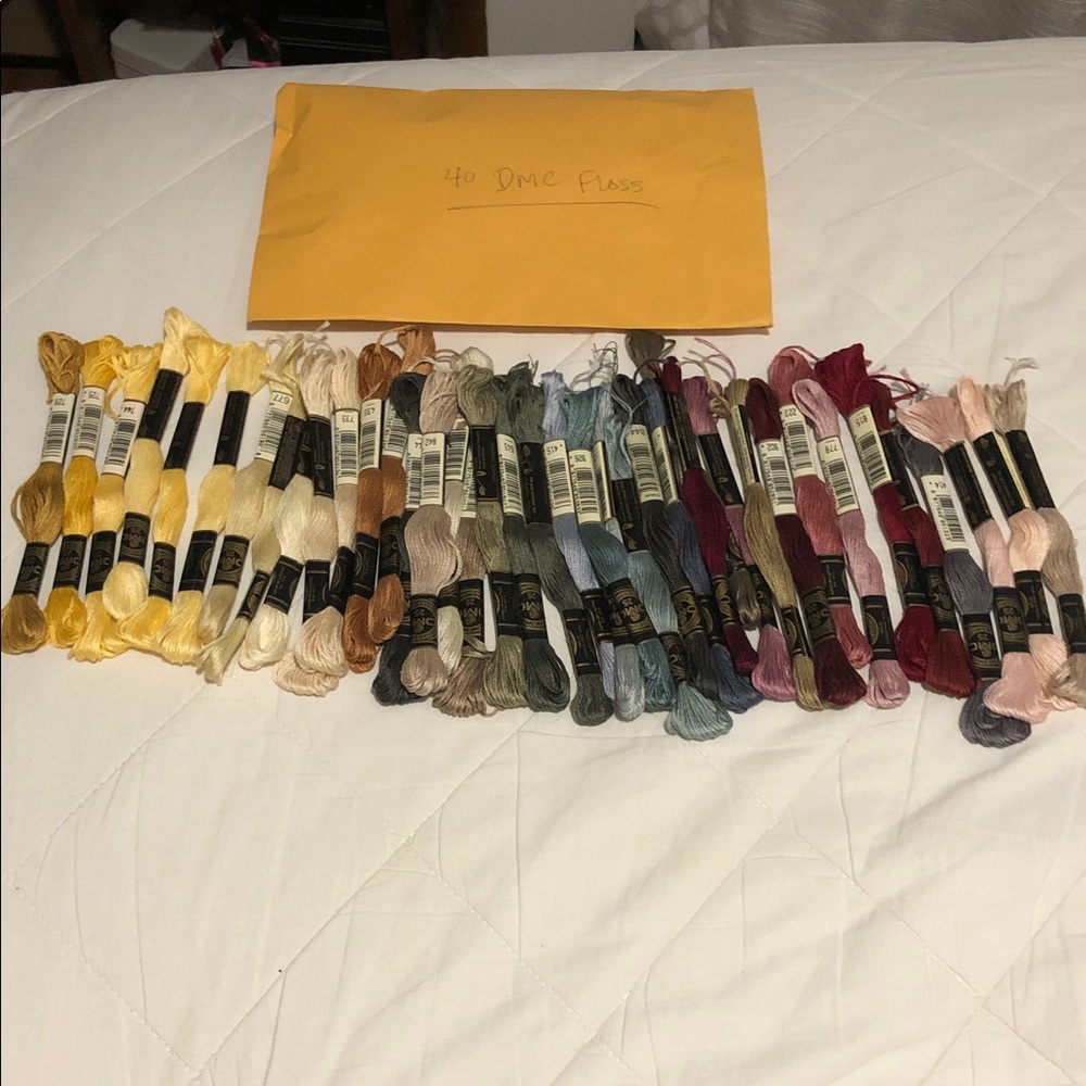 DMC embroidery floss, 40 skiens Assorted colours made in friends new